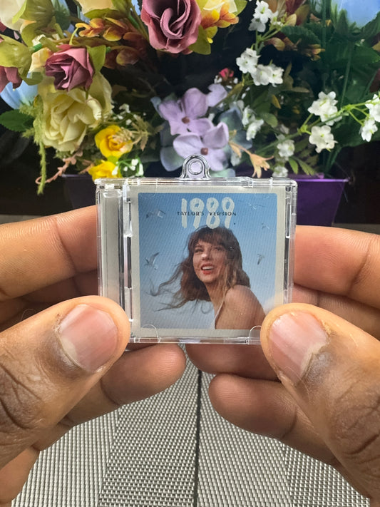 Taylor Swift - 1989 NFC Tag